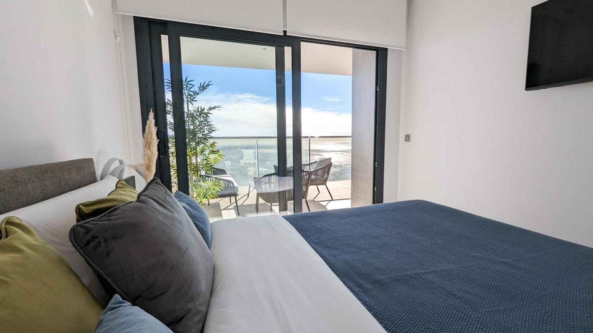 Sunset Cliffs Superb Apartment *