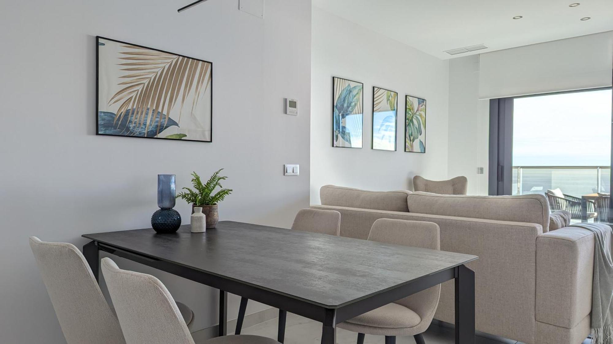 Sunset Cliffs Superb Apartment